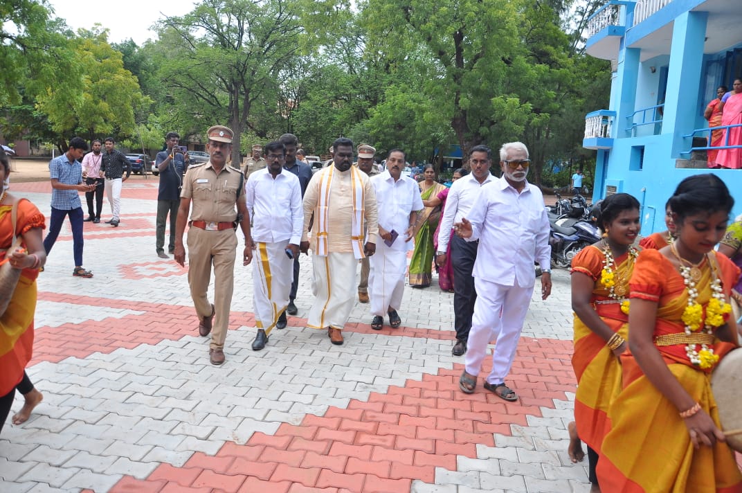 உலக தமிழ் மற்றும் பண்பாட்டு கலைக்கூடம்